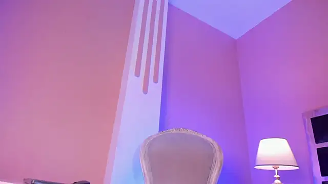 KarlynHoliss online show from December 2024 06:37:02 PM