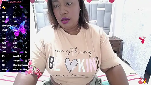 Snapshot of thickebonymilfF chatting on September 2025 10:54:02 PM thickebonymilfF online show from September 2025 10:54:02 PM