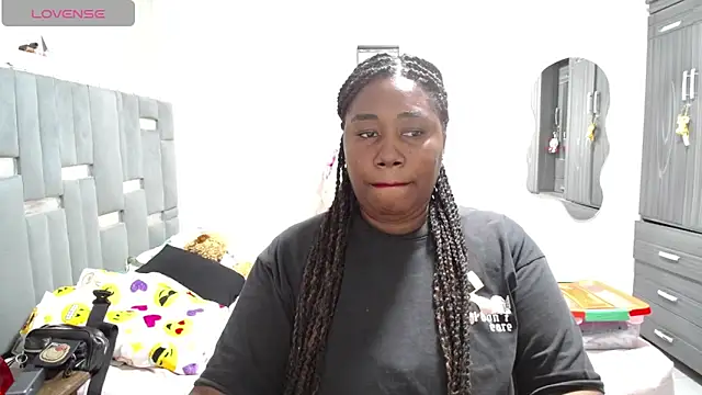 thickebonymilfF online show from April 2026 04:02:02 AM