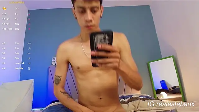 Esteban Knight online show from April 2026 09:16:02 PM