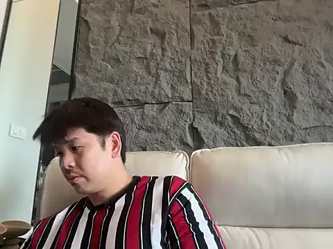 asianBtm11 online show from May 2026 02:43:02 AM