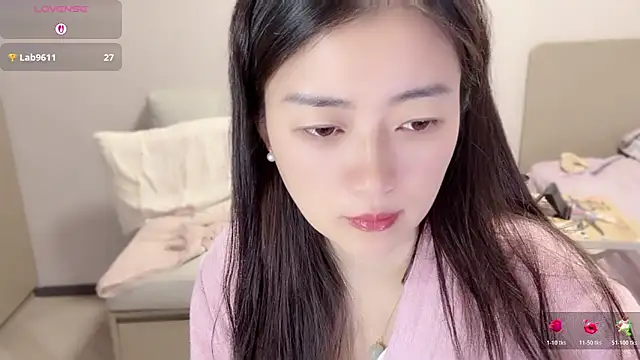 A-xena online show from November 2025 02:37:02 AM