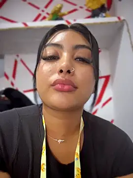 NatashaBrown12 online show from May 2026 06:06:01 PM