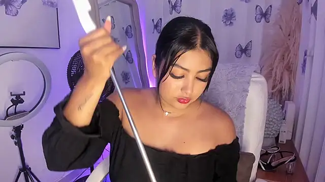 NatashaBrown12 online show from May 2026 09:57:01 PM