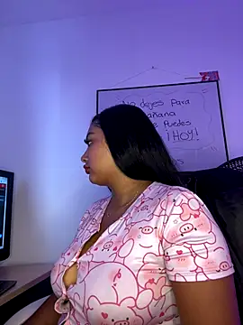 Snapshot of NatashaBrown12 chatting on October 2025 03:47:02 PM NatashaBrown12 online show from October 2025 03:47:02 PM