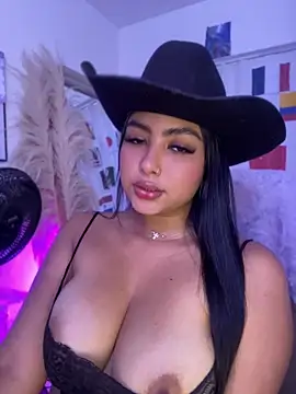 Snapshot of NatashaBrown12 chatting on July 2026 02:24:01 PM NatashaBrown12 online show from July 2026 02:24:01 PM