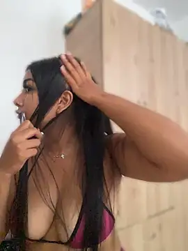 NatashaBrown12 online show from April 2026 02:35:01 PM
