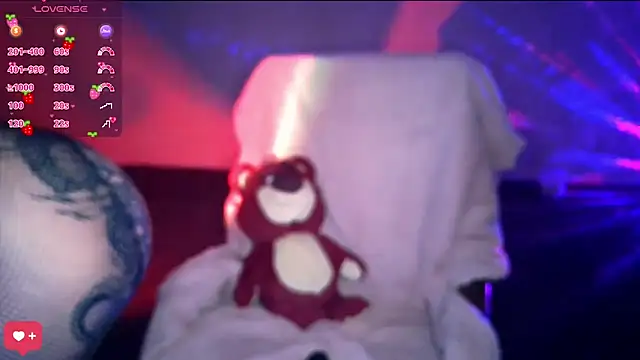 PetiteAngel666 online show from December 2025 09:04:02 PM