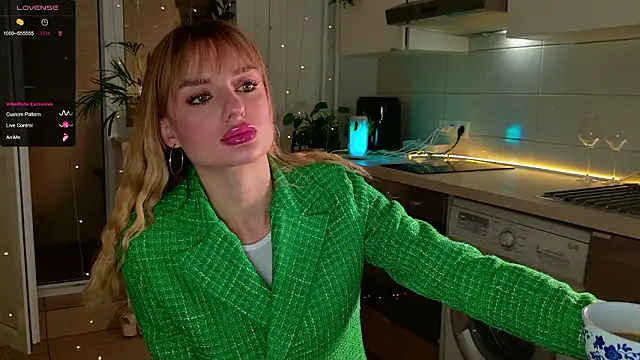 MissLovex online show from March 2026 06:43:02 AM