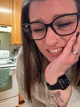 LadyLena1 online show from March 2025 03:16:01 AM