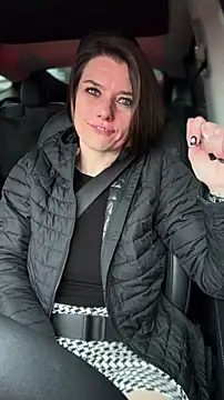 LadyLena1 online show from February 2026 12:33:01 AM