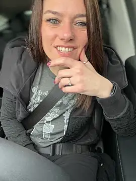 LadyLena1 online show from November 2025 06:56:01 PM