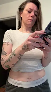 LadyLena1 online show from May 2026 05:10:02 PM