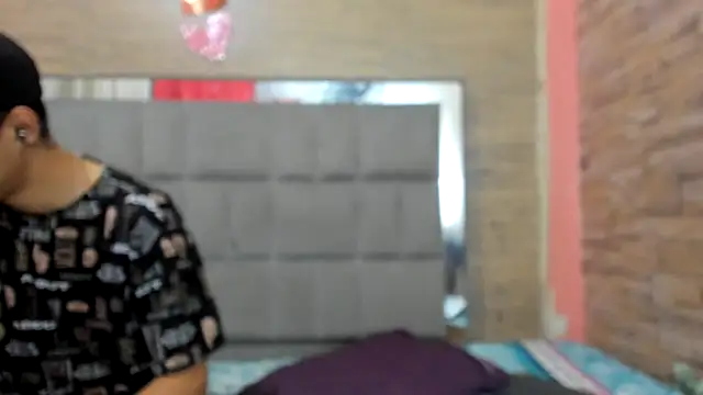 chicasirbo online show from October 2025 12:32:02 AM