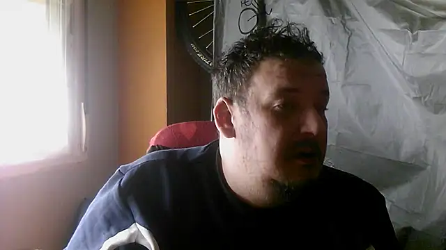 porkorossy online show from April 2026 05:08:02 PM