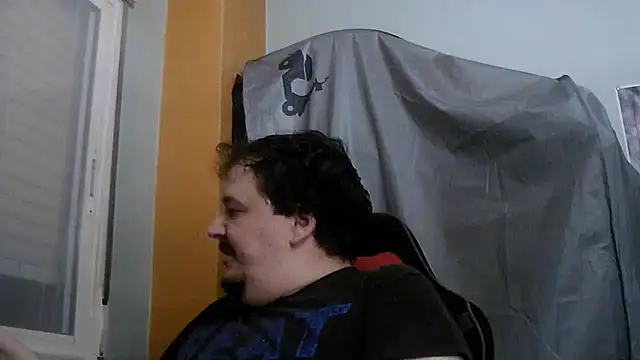 Snapshot of porkorossy chatting on June 2026 09:20:01 PM porkorossy online show from June 2026 09:20:01 PM