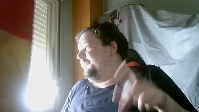 Snapshot of porkorossy chatting on June 2026 08:31:02 AM porkorossy online show from June 2026 08:31:02 AM