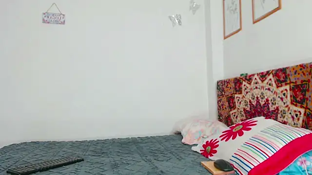 verocute7 online show from September 2025 03:02:02 AM