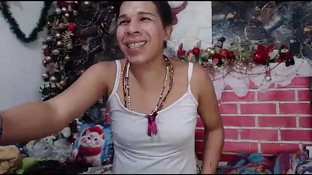 Snapshot of DesireDirtyTS__ chatting on November 2025 11:36:01 AM DesireDirtyTS online show from November 2025 11:36:01 AM