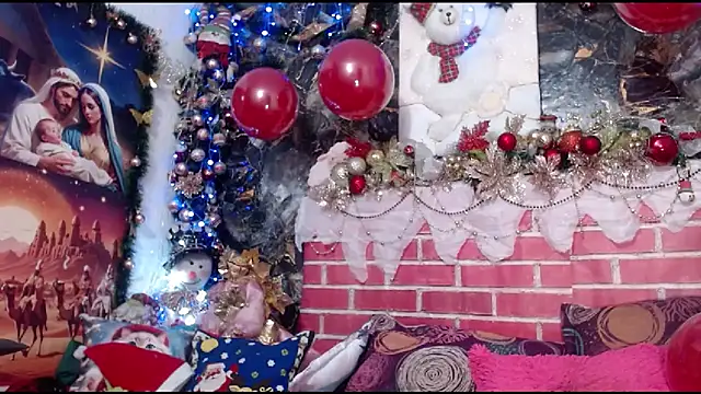 Snapshot of DesireDirtyTS__ chatting on November 2025 12:33:02 AM DesireDirtyTS online show from November 2025 12:33:02 AM