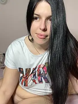 Annatrybebetter online show from February 2025 09:04:01 PM