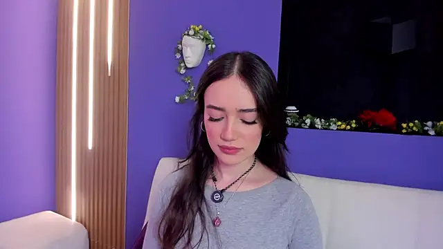 Kate Amaretto  online show from October 2025 09:58:01 PM