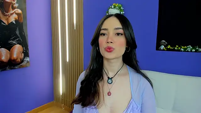 Kate Amaretto  online show from October 2025 08:44:02 PM