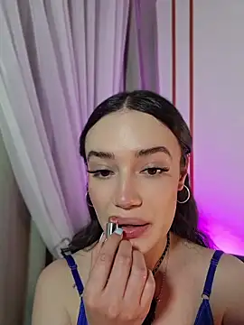 Snapshot of Kate_Amaretto_ chatting on June 2026 01:33:01 AM Kate Amaretto online show from June 2026 01:33:01 AM