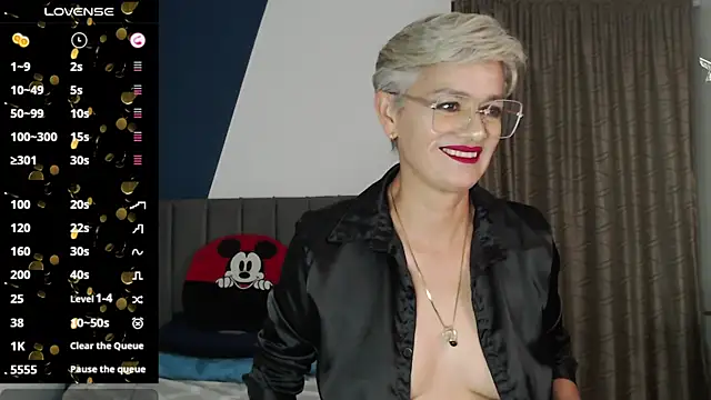 scarlett paris22 online show from January 2025 11:43:02 PM