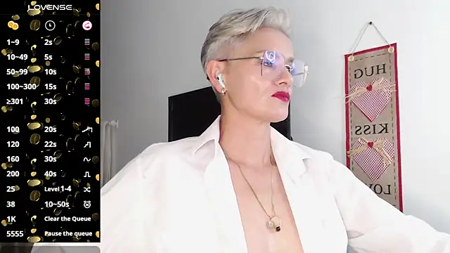 scarlett paris22 online show from February 2025 02:57:02 AM