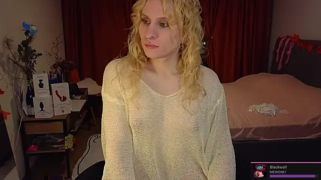 Snapshot of Lori_Myaf chatting on December 2024 02:35:02 PM Lori Myaf online show from December 2024 02:35:02 PM