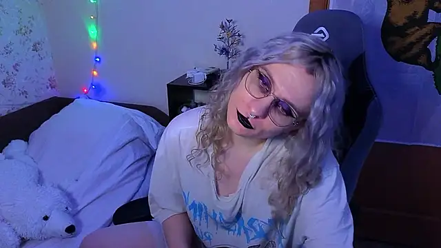 Snapshot of Lori_Myaf chatting on January 2026 02:09:02 PM Lori Myaf online show from January 2026 02:09:02 PM