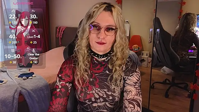 Snapshot of Lori_Myaf chatting on October 2025 02:06:02 PM Lori Myaf online show from October 2025 02:06:02 PM