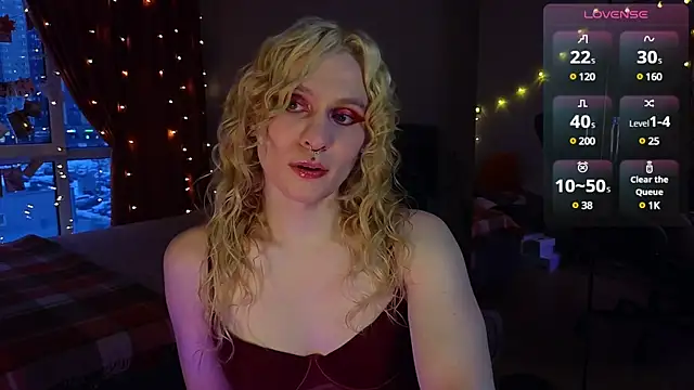 Snapshot of Lori_Myaf chatting on February 2025 03:05:01 PM Lori Myaf online show from February 2025 03:05:01 PM
