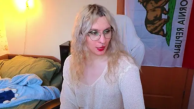 Snapshot of Lori_Myaf chatting on February 2026 02:12:02 PM Lori Myaf online show from February 2026 02:12:02 PM