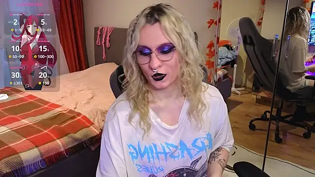 Snapshot of Lori_Myaf chatting on November 2025 01:37:02 PM Lori Myaf online show from November 2025 01:37:02 PM