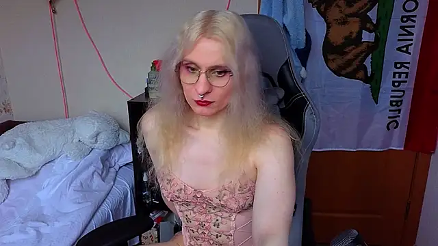 Lori Myaf online show from March 2026 01:55:01 PM