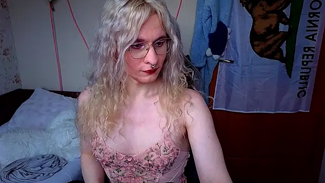 Lori Myaf online show from March 2026 03:22:01 PM