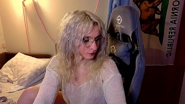 Lori Myaf online show from March 2026 05:11:02 PM