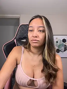 DianaHopson online show from October 2025 11:33:02 AM