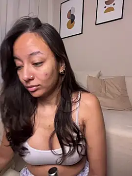 DianaHopson online show from March 2026 12:07:01 PM