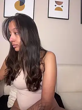 DianaHopson online show from May 2026 10:48:01 AM