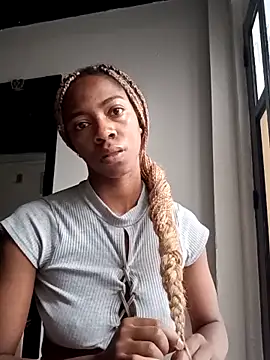 Shanelle   online show from February 2026 12:49:01 PM