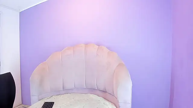 Shanelle   online show from April 2026 10:17:02 PM