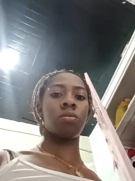 Shanelle   online show from February 2026 01:17:01 AM