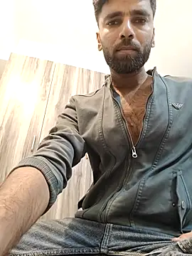 18 couple sex online show from June 2026 08:02:01 AM