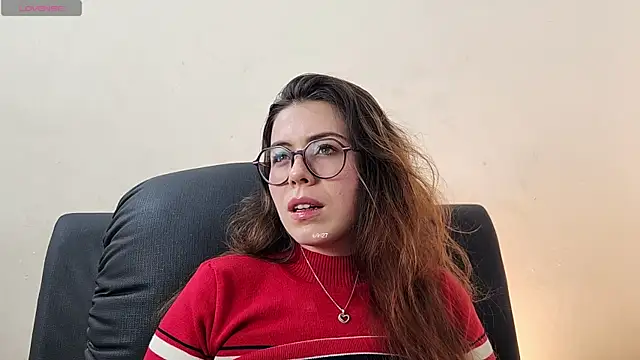 irinasweet27 online show from November 2025 03:49:02 PM