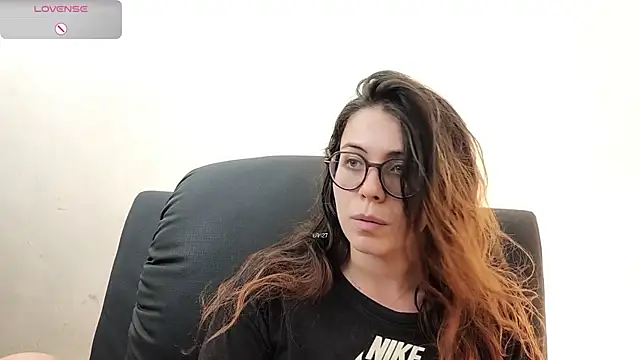 irinasweet27 online show from November 2025 11:30:01 PM