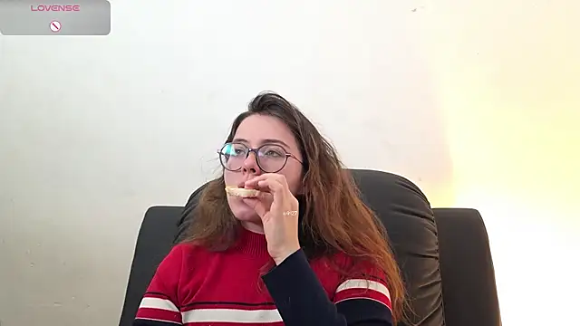 irinasweet27 online show from September 2025 01:44:02 PM