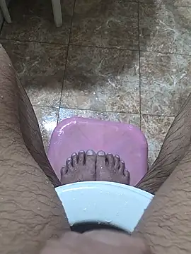 Snapshot of surfer_fun29 chatting on March 2025 04:19:01 AM surfer fun29 online show from March 2025 04:19:01 AM